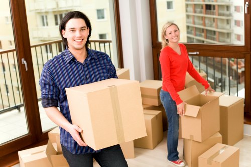 Risk assessment and secure loading before transport in Chelsea